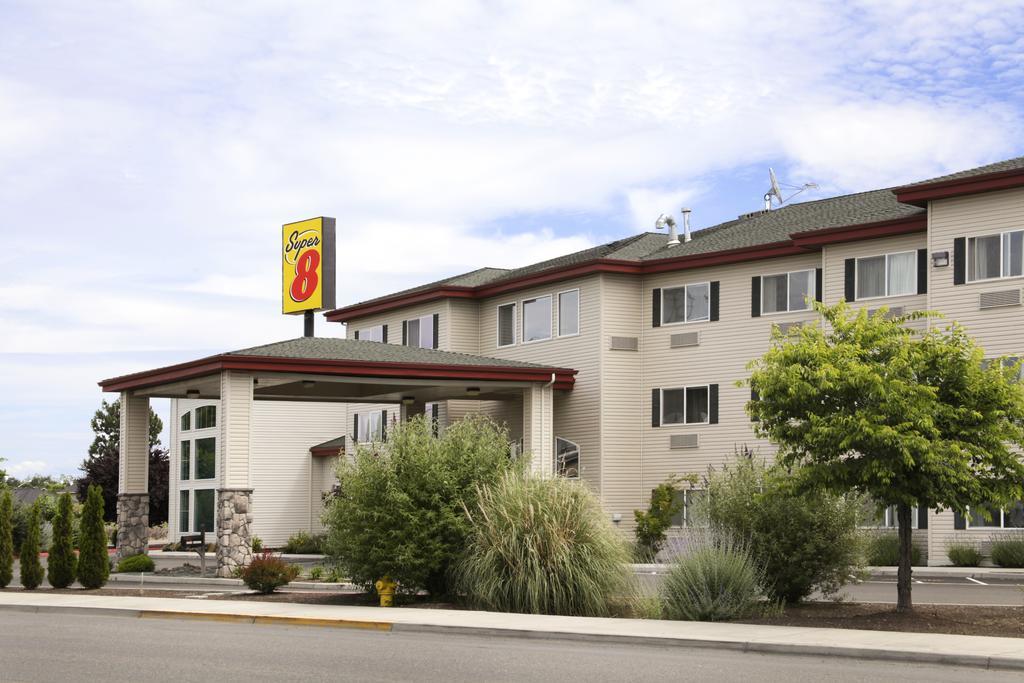 Super 8 By Wyndham Central Pt Medford Motel Central Point Exterior foto